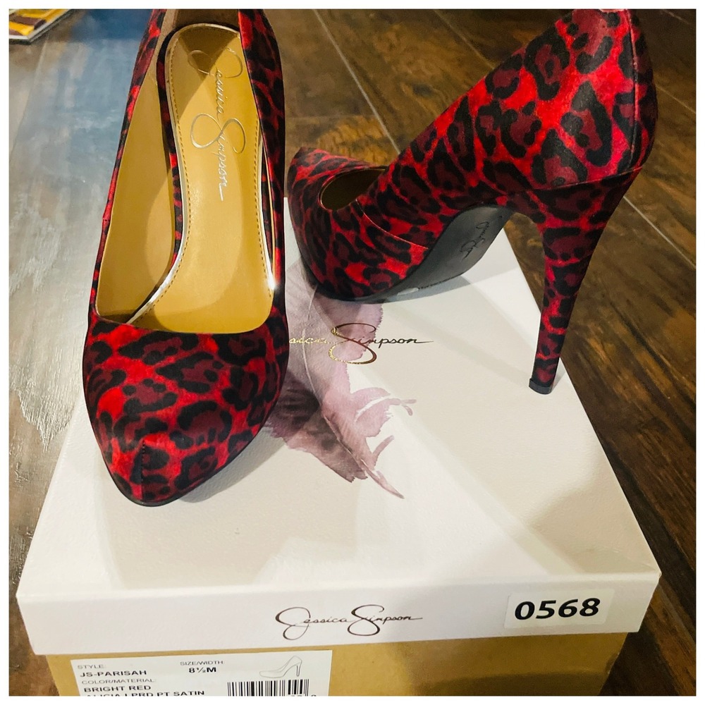 Jessica Simpson Parisah Pump Womens 8.5M Red Leopard Satin Platform Stiletto NIB